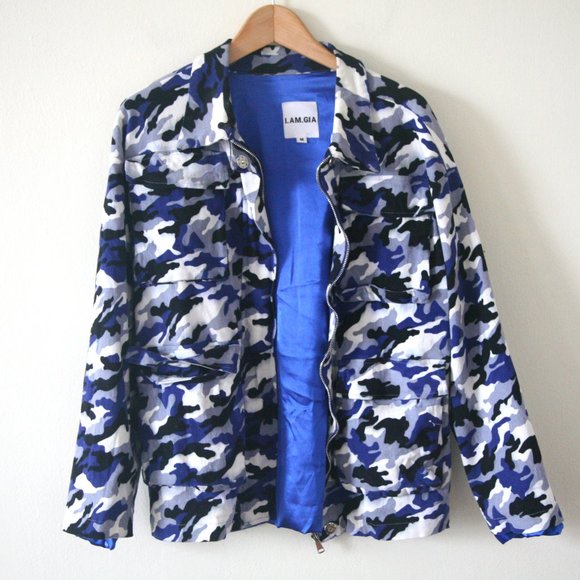 Size M - Revolve I.AM.GIA by Tiger Mist Women's Blue Camouflage Jacket - Picture 1 of 5